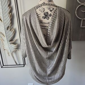 Kim & Cami Metallic Silver and Gold Draped Short Loose Sleeve Shirt